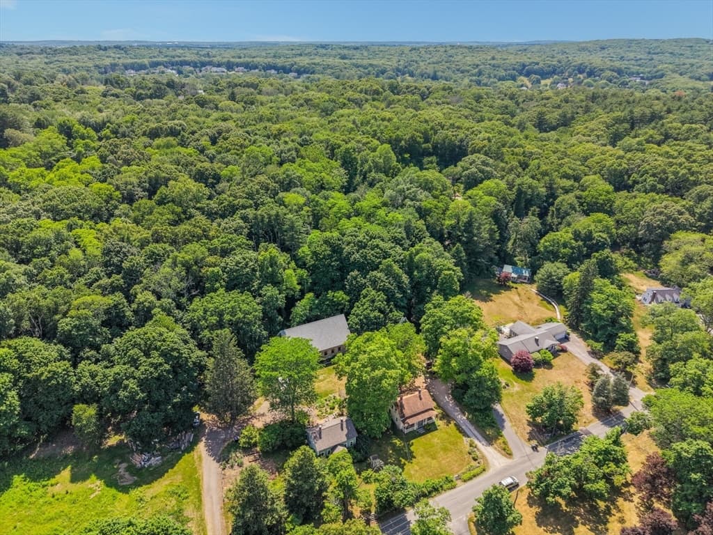 362 Abbott Valley Run Road, Cumberland RI 02864 photo 3