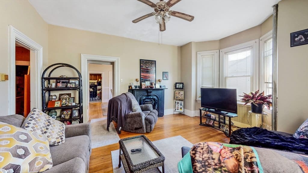 59 River St, Newton MA 02465 photo 5