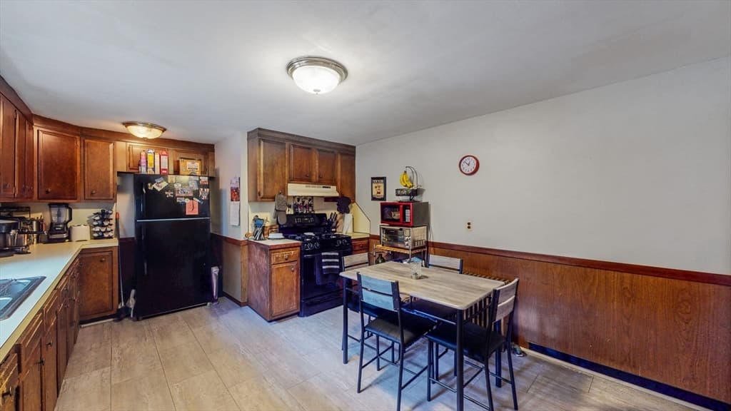 59 River St, Newton MA 02465 photo 9