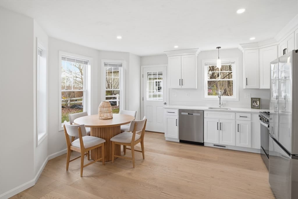 Condominium at 37 Ambrose Way # 37, Shirley MA 01464, Shirley, photo 10 of 31