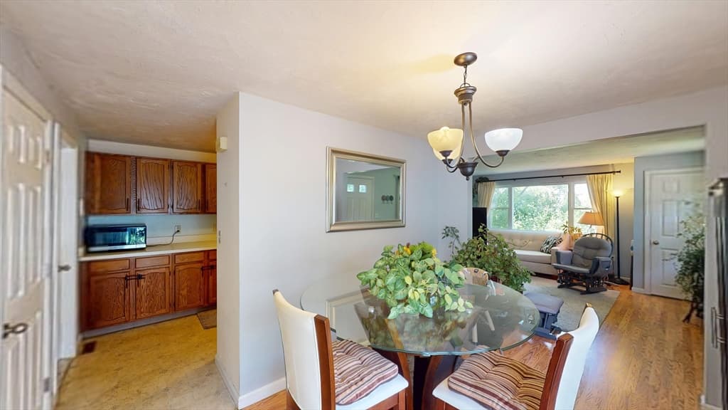 Condominium at 55 Leedham # 11, Attleboro MA 02703, Attleboro, photo 17 of 39