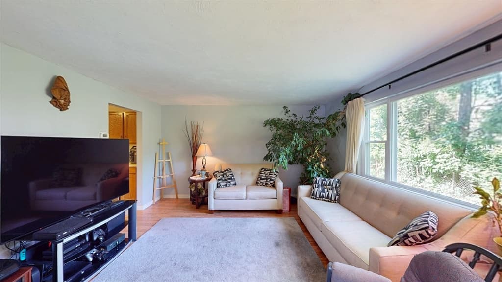 Condominium at 55 Leedham # 11, Attleboro MA 02703, Attleboro, photo 7 of 39