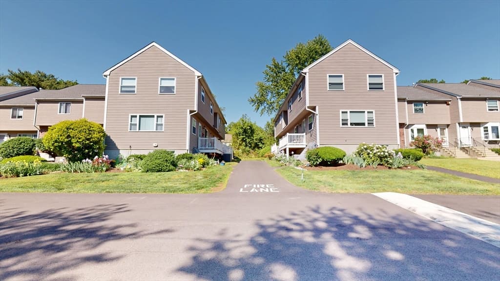 55 Leedham # 11, Attleboro MA 02703