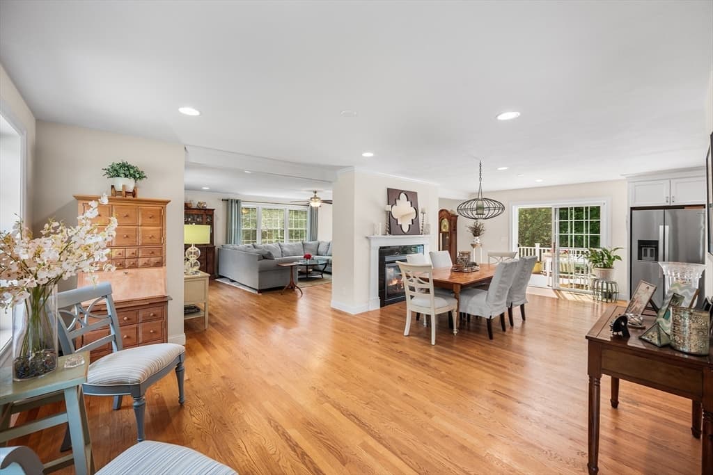 Single Family Residence at 169 High Plain Rd, Andover MA 01810, photo 4 of 40