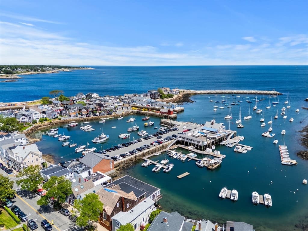 15 High St # D, Rockport MA 01966 photo 2