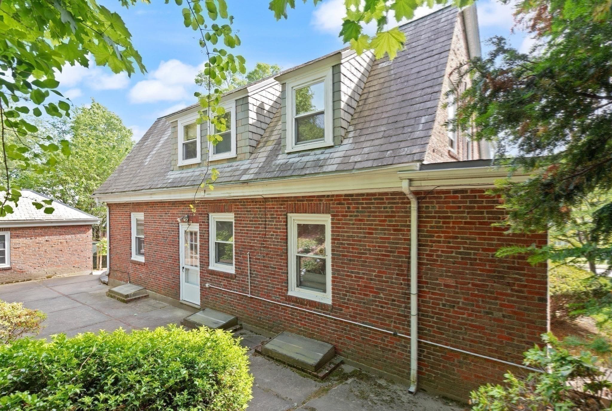 Single Family Residence at 35 Arden Road, Watertown MA 02472, Watertown, photo 32 of 42