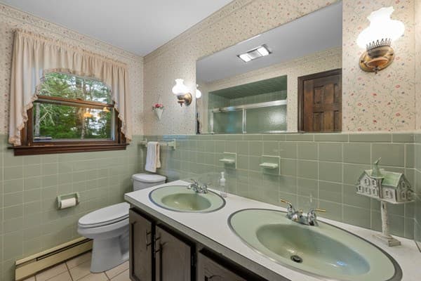 Single Family Residence at 15 Hastings Rd, Spencer MA 01562, Spencer, photo 20 of 39