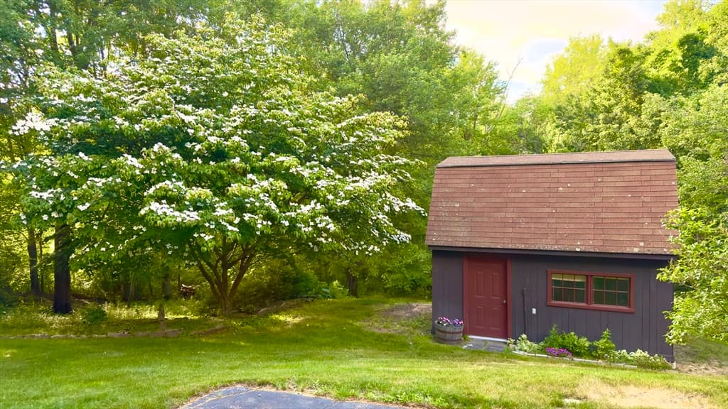 Single Family Residence at 15 Hastings Rd, Spencer MA 01562, Spencer, photo 35 of 39