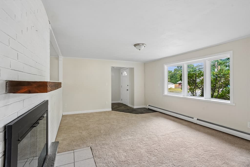 237 Hovenden Ave, Brockton MA 02302 photo 8