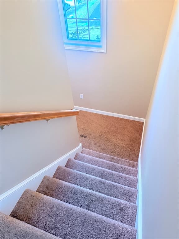 74 Sophia Dr, Worcester MA 01607 photo 10