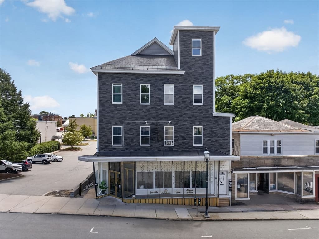 104-108 Parker St, Gardner MA 01440 photo 3