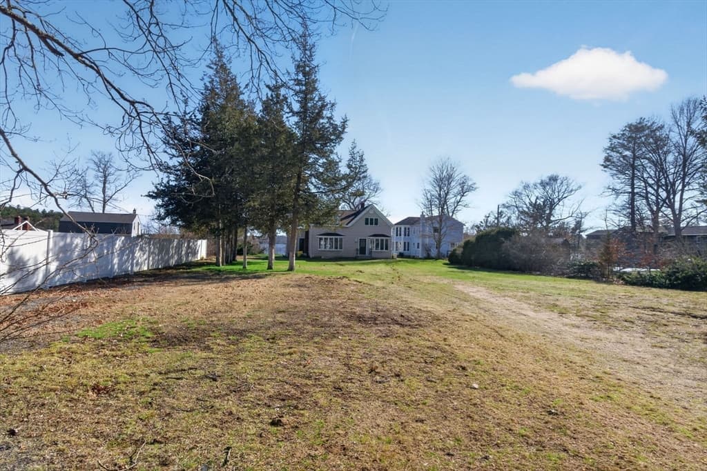 Single Family Residence at 436 Reservoir St, Norton MA 02766, Norton, photo 5 of 41