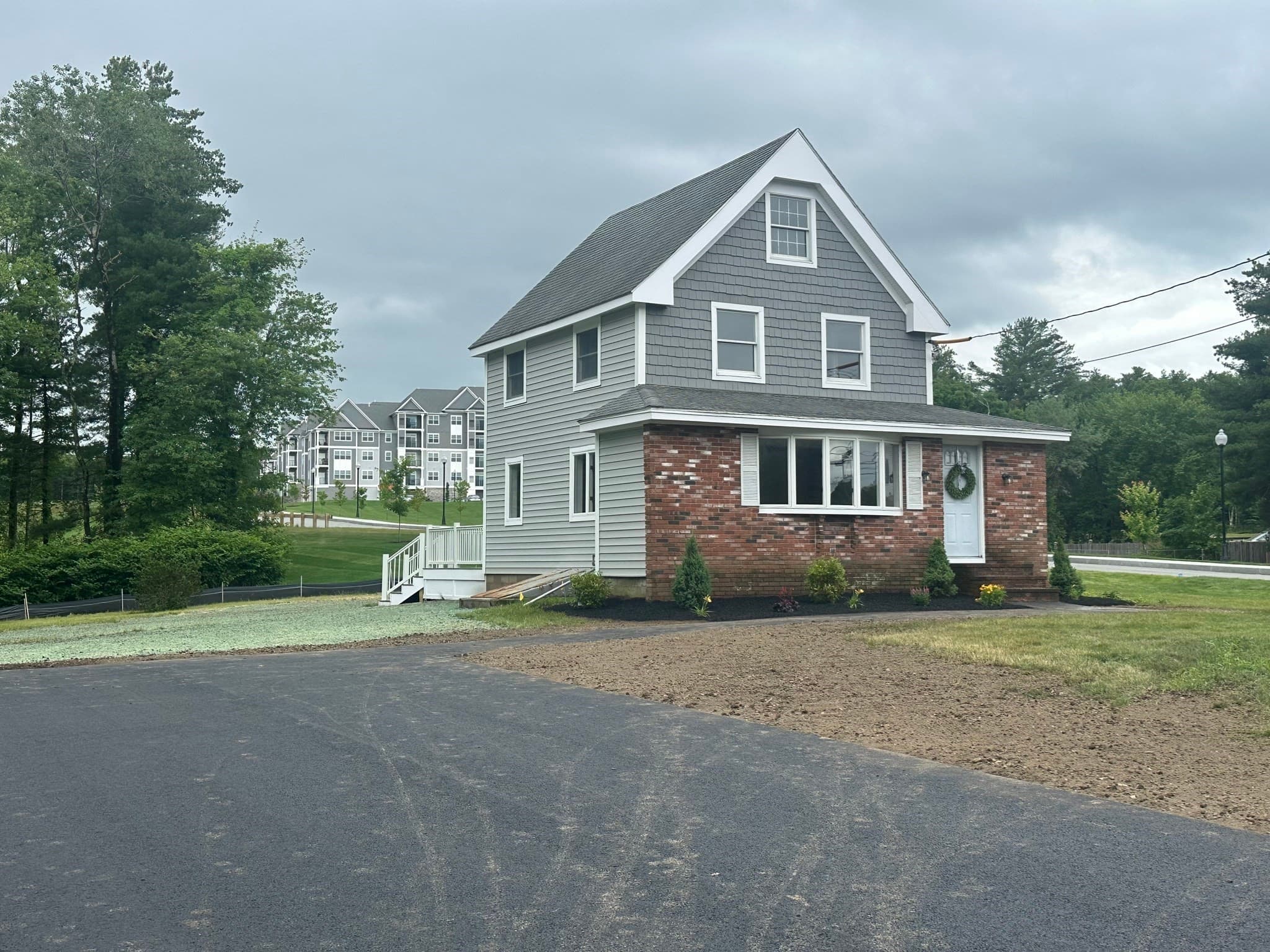 Single Family Residence at 865 Salem St, Groveland MA 01834, Groveland, photo 2 of 31