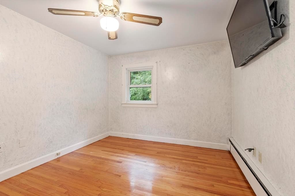 Single Family Residence at 107 W Main St, Westminster MA 01473, Westminster, photo 18 of 29