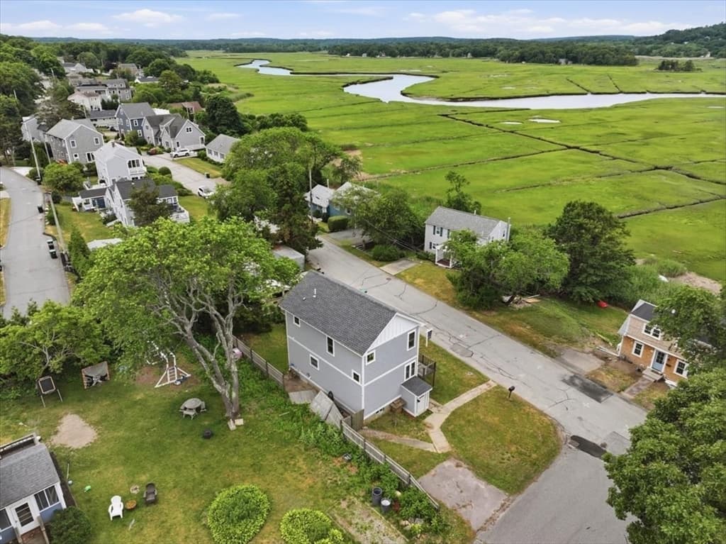 Single Family Residence at 170 Meadowview Street, Marshfield MA 02050, Marshfield, photo 6 of 42