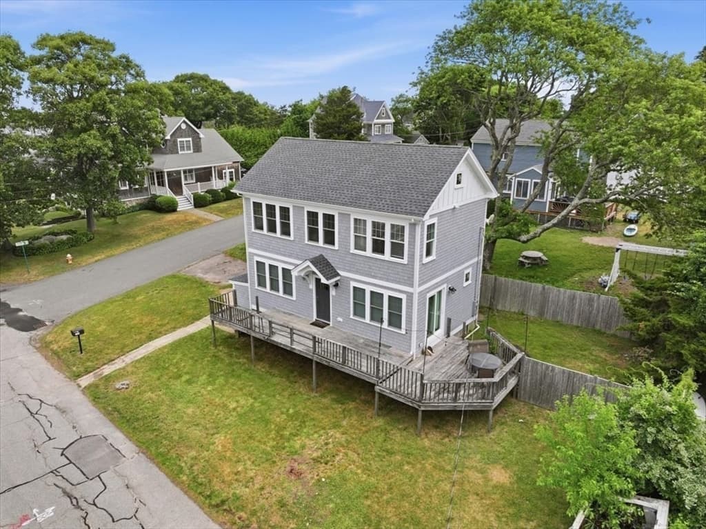 Single Family Residence at 170 Meadowview Street, Marshfield MA 02050, Marshfield, photo 8 of 42