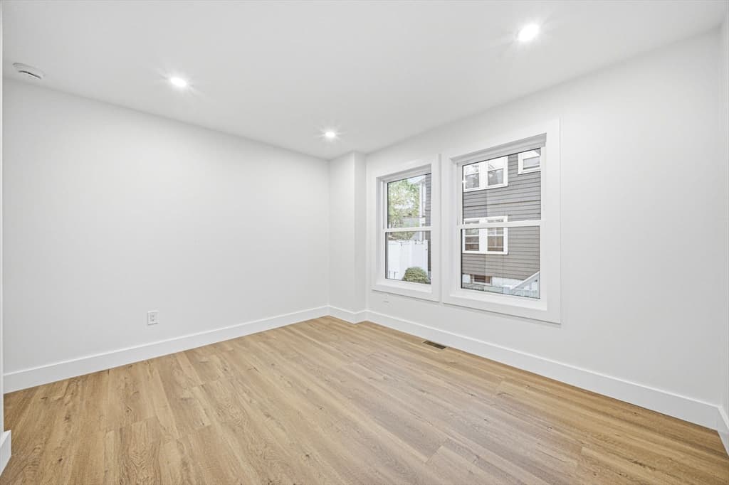 52-54 Rangeley Rd, Newton MA 02465 photo 17