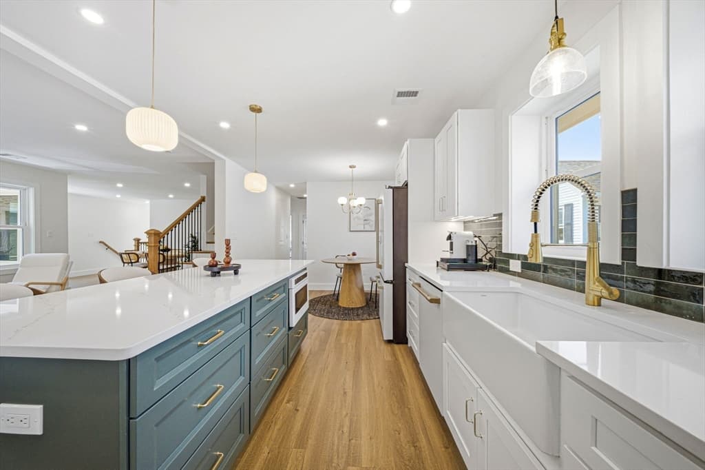 52-54 Rangeley Rd, Newton MA 02465 photo 25