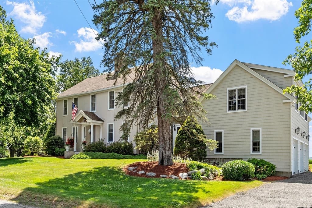 32 Osgood Rd, Sterling MA 01564