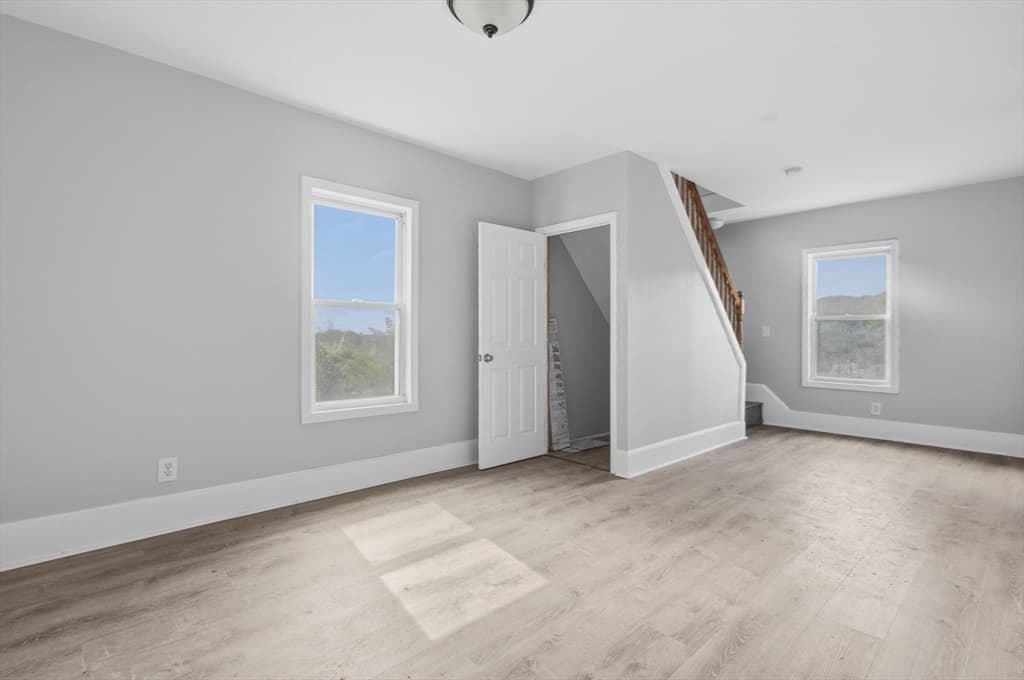 1524 Main St, Worcester MA 01603 photo 16