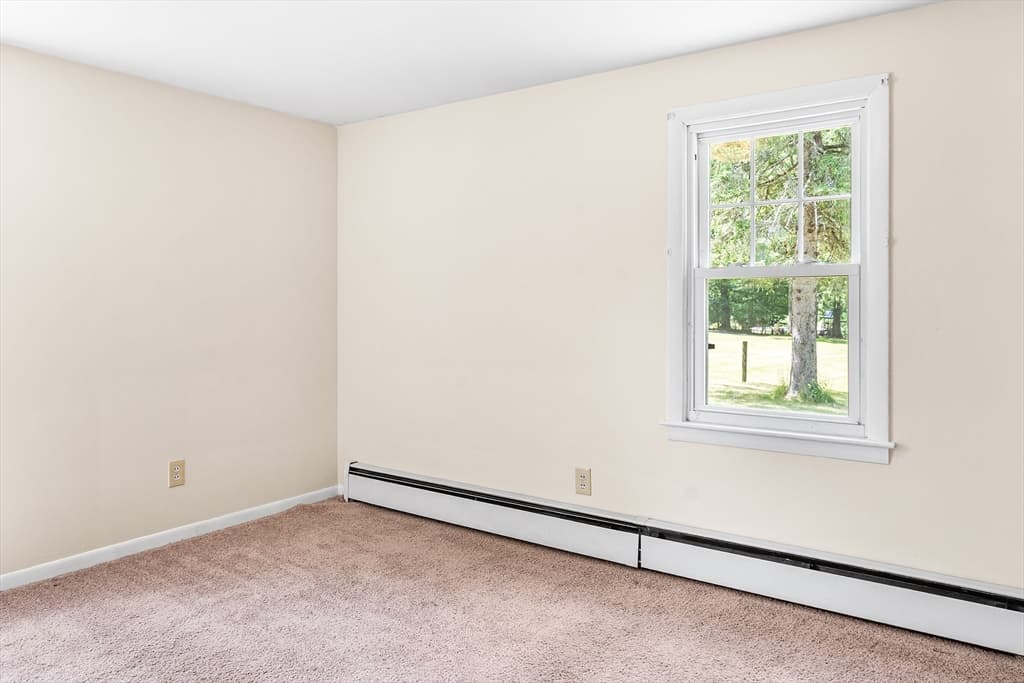 90 Towtaid St, Leicester MA 01611 photo 18