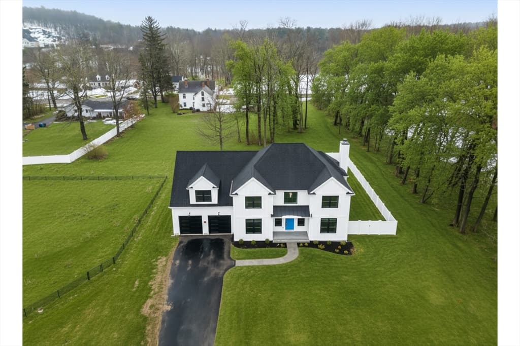Single Family Residence at 14 Earle Stewart Ln, Wrentham MA 02093, Wrentham, photo 34 of 37