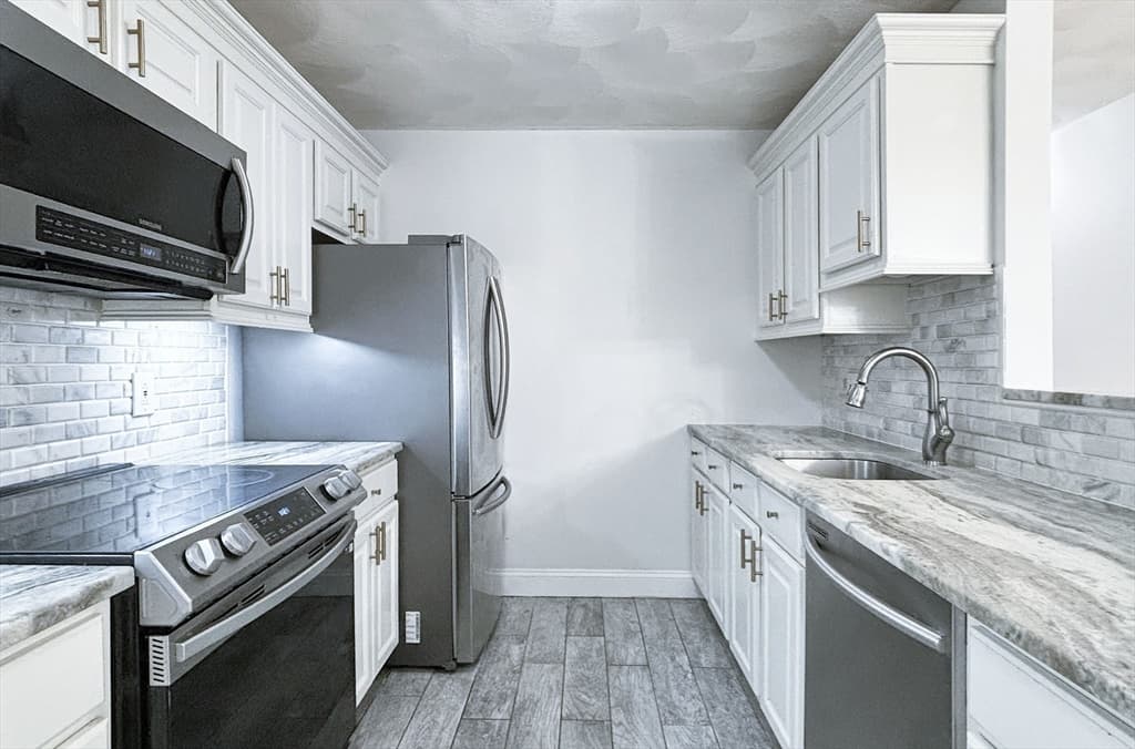 65 Centre St # 12, Lynn MA 01905 photo 6