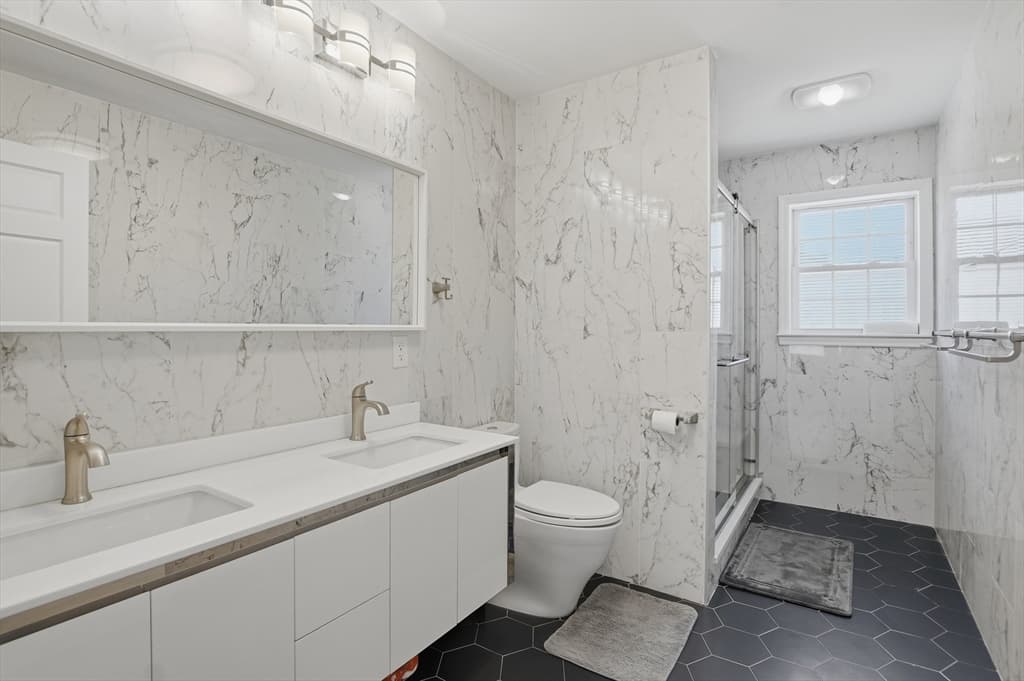 Single Family Residence at 112 Pineland Avenue, Worcester MA 01604, Worcester, photo 16 of 38