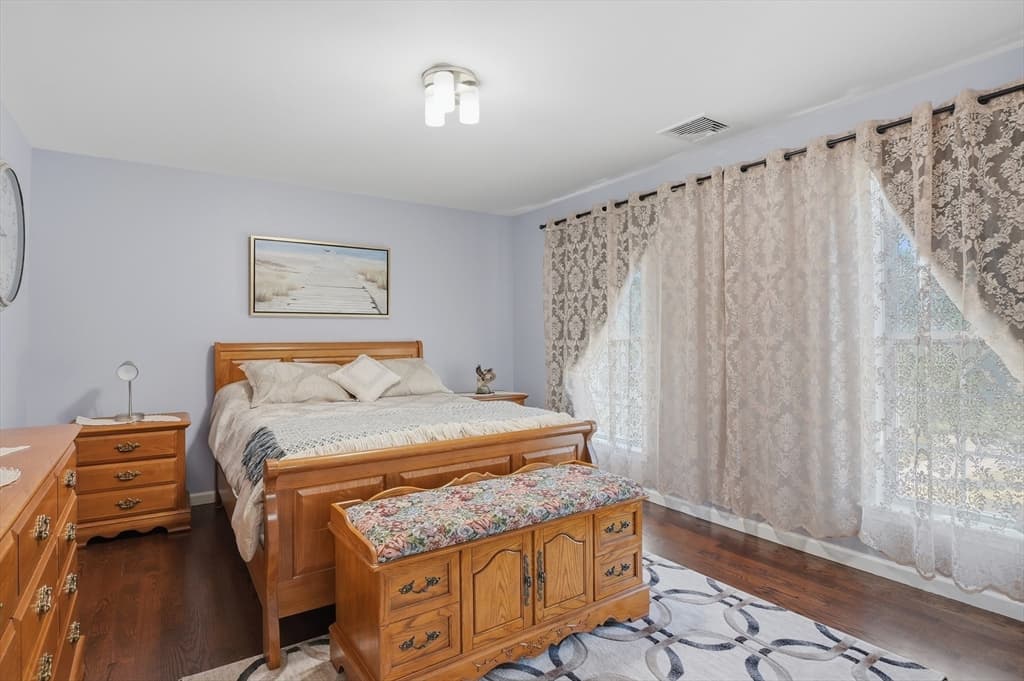 Single Family Residence at 112 Pineland Avenue, Worcester MA 01604, Worcester, photo 26 of 38