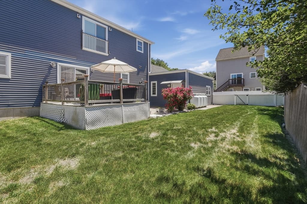 Single Family Residence at 112 Pineland Avenue, Worcester MA 01604, Worcester, photo 37 of 38