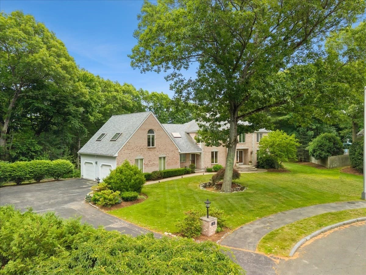 Single Family Residence at 126 Sycamore Rd, Braintree MA 02184, Braintree, photo 2 of 42