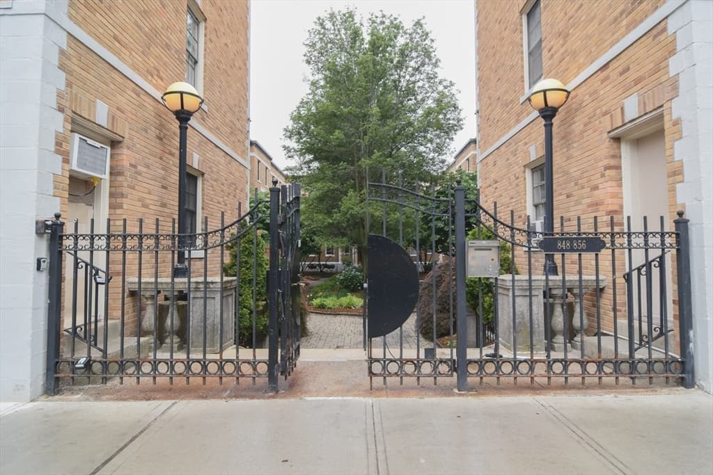 860 Massachusetts Avenue # 8, Cambridge MA 02139 photo 2