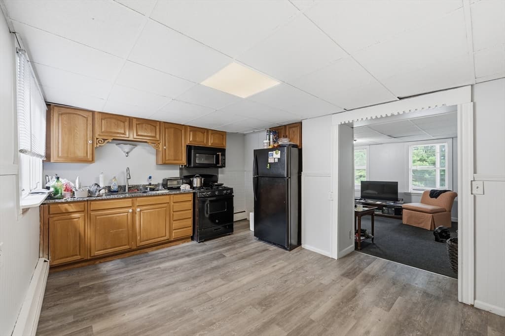 3 Family at 16-18 Walnut St, Fitchburg MA 01420, photo 27 of 41