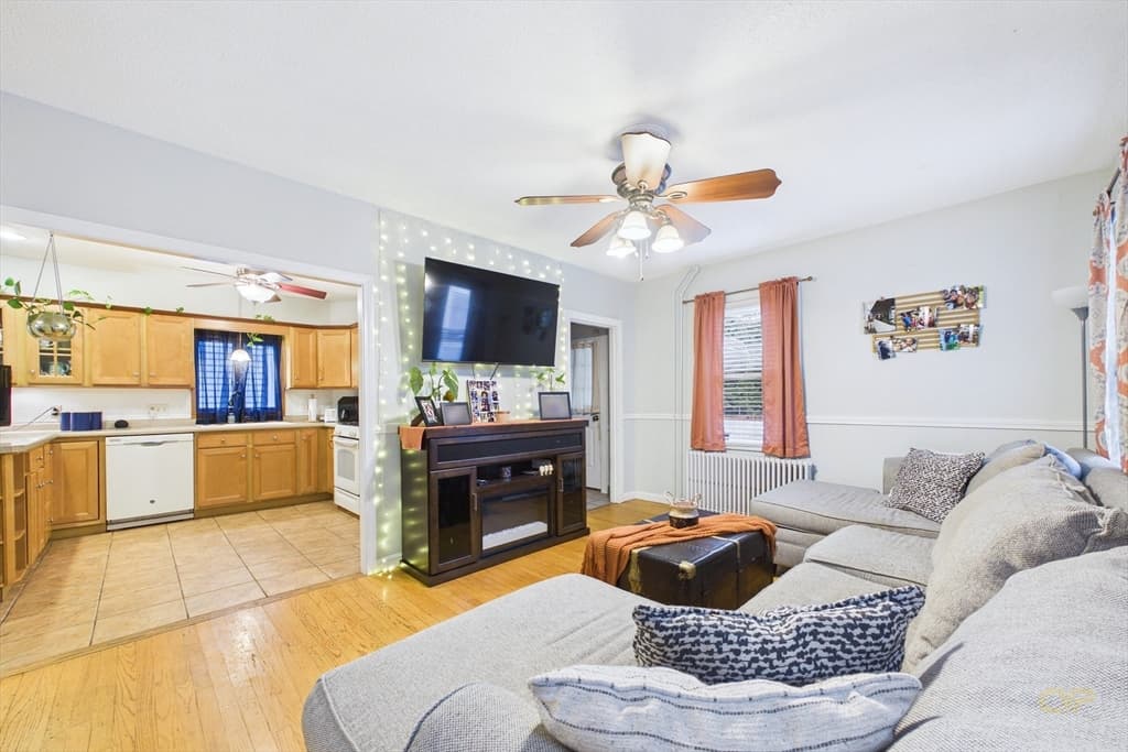 551 Union St, New Bedford MA 02740 photo 7