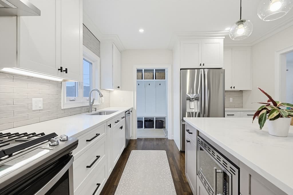 1343 Quincy Shore Dr, Quincy MA 02169 photo 6