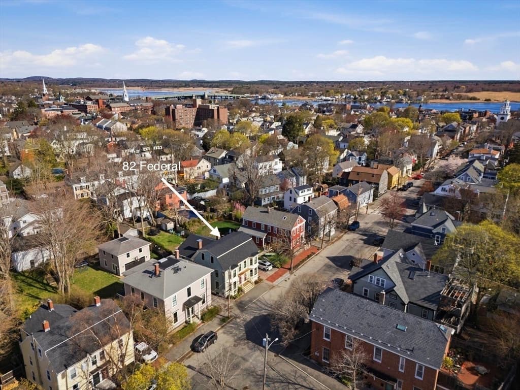 Condominium at 82 Federal St # 82, Newburyport MA 01950, photo 3 of 40