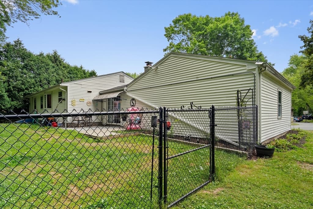 24 Helena St, Ludlow MA 01056 photo 29