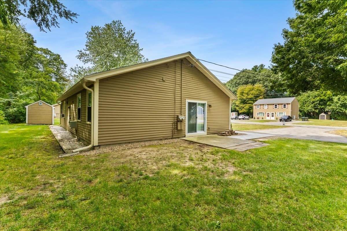 Condominium at 44 Old Forge Rd # 44, Bridgewater MA 02324, Bridgewater, photo 6 of 21