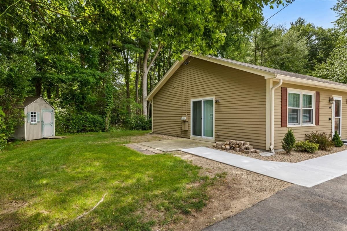 Condominium at 44 Old Forge Rd # 44, Bridgewater MA 02324, Bridgewater, photo 5 of 21
