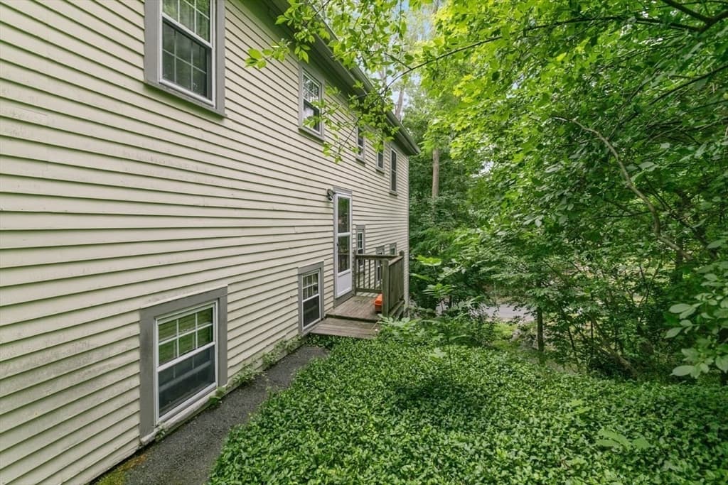 60 Vinton St # 3, Melrose MA 02176 photo 24