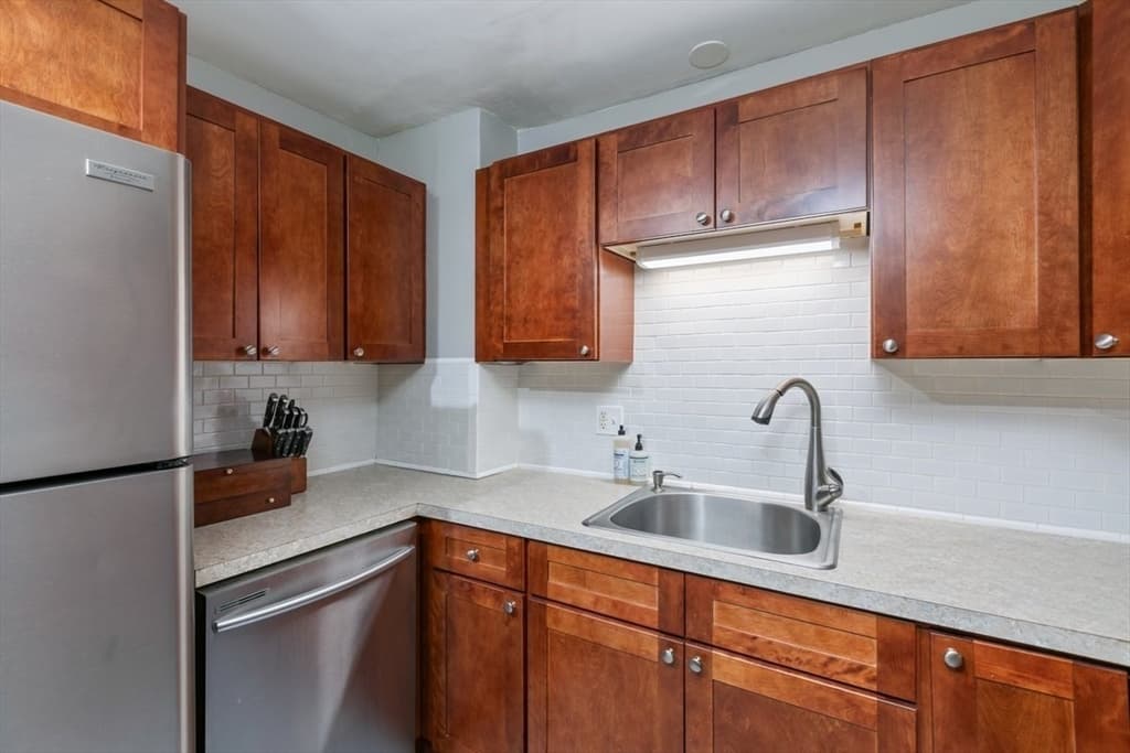 60 Vinton St # 3, Melrose MA 02176 photo 4