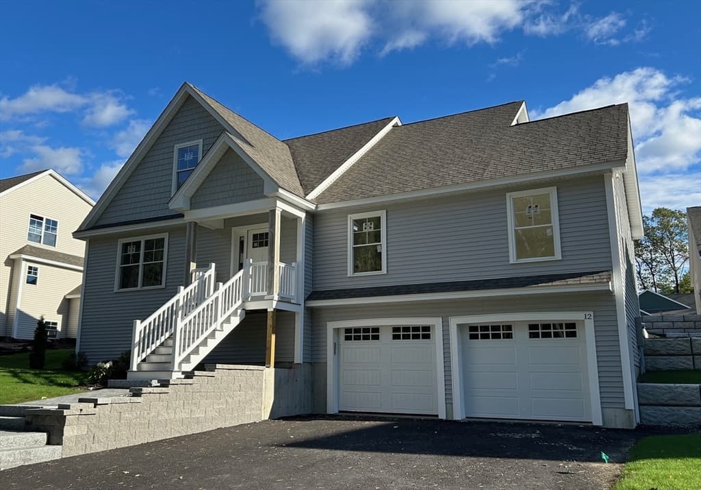 12 Juliana Ave, Nashua NH 03064