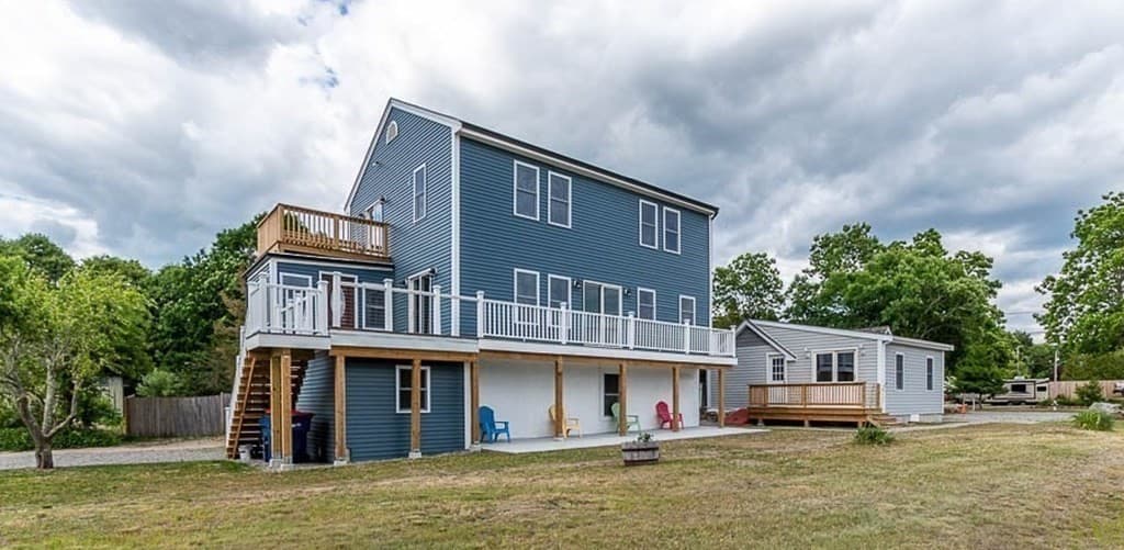 22 Avenue A # 2, Wareham MA 02571