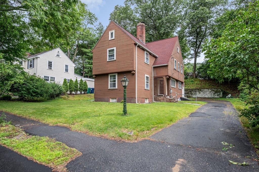 39 Holman Rd, Newton MA 02466 photo 39