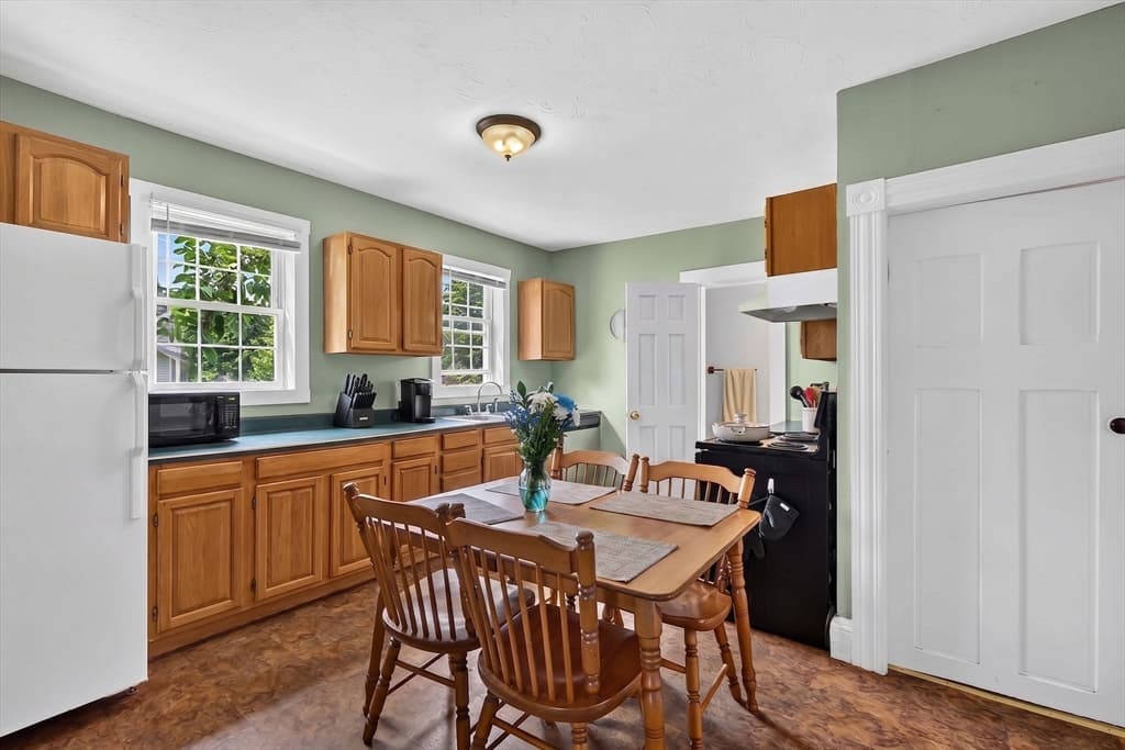 287 Pine St, Gardner MA 01440 photo 14