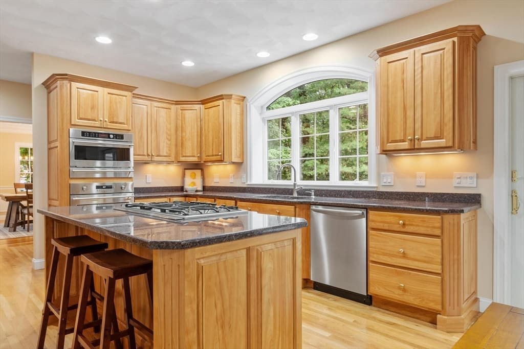 33 Nutmeg Ln, North Andover MA 01845 photo 11