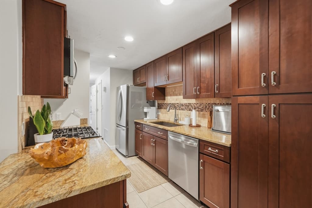 13 Lordvale Blvd # 507, Grafton MA 01536