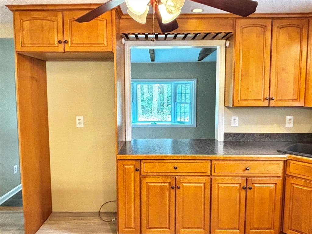 290 Center St, Pembroke MA 02359 photo 4