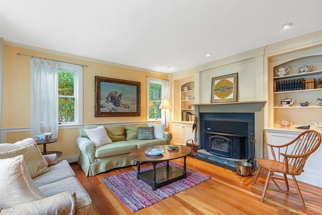Single Family Residence at 462 Ledge, Seekonk MA 02771, photo 6 of 40
