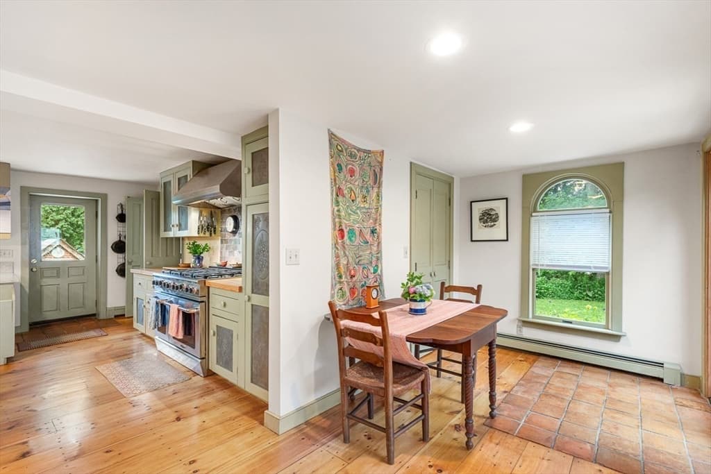 Single Family Residence at 462 Ledge, Seekonk MA 02771, photo 25 of 40